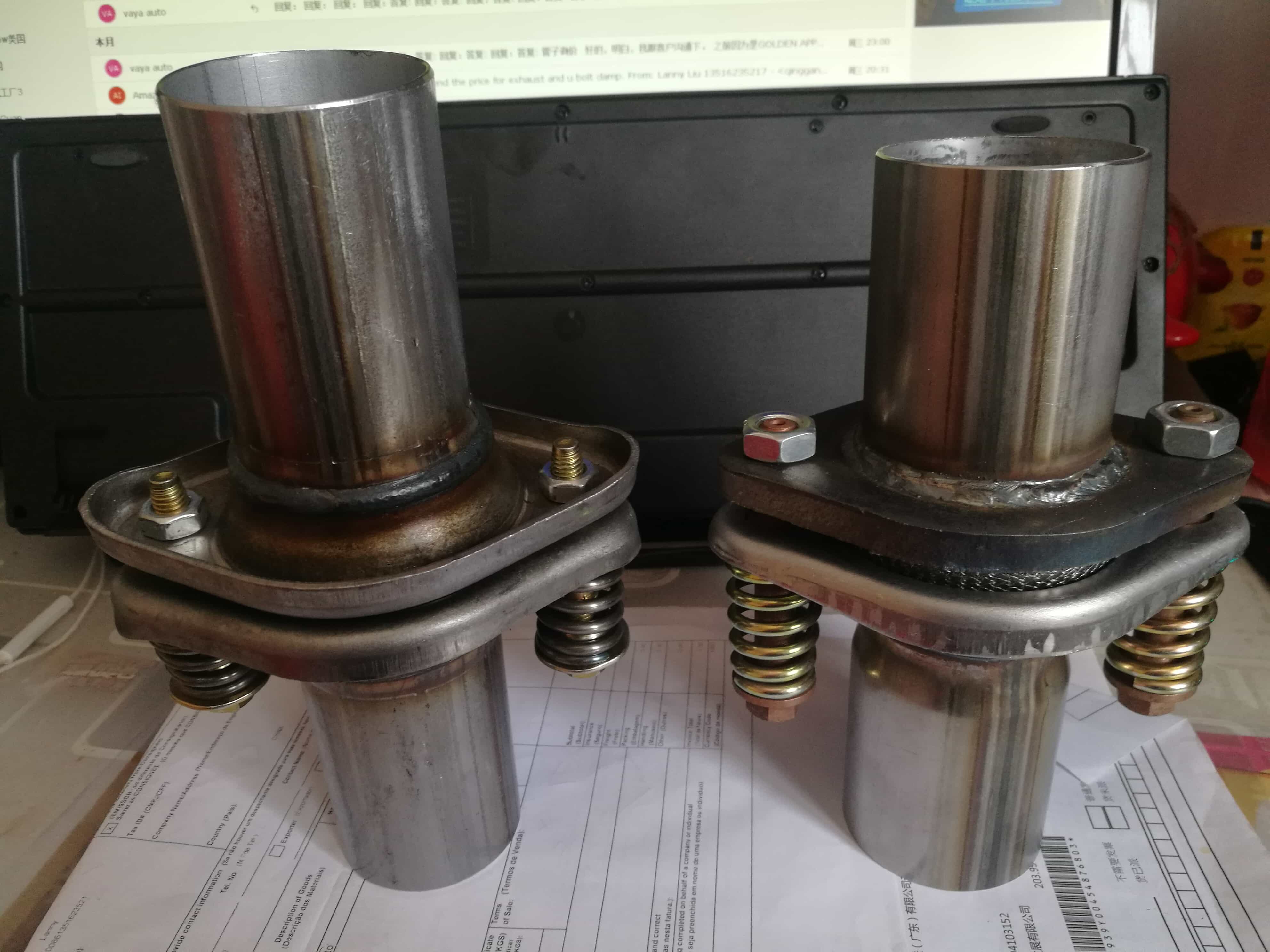 وصلة عادم كروية ذات شفة مسطحة وشفة مقعرة