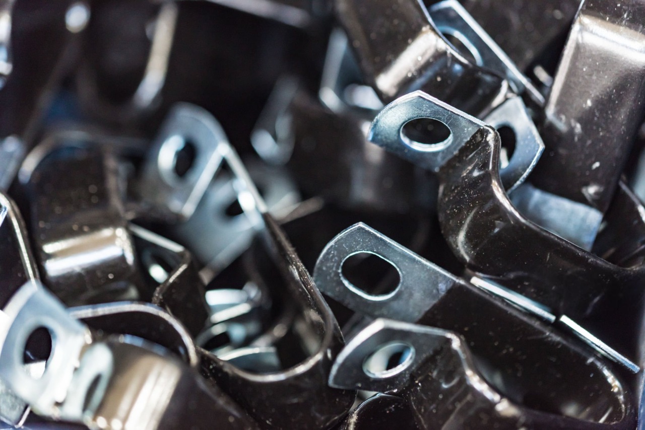 P نوع PVC المغلفة كابل المشبك تاجر الجملة 