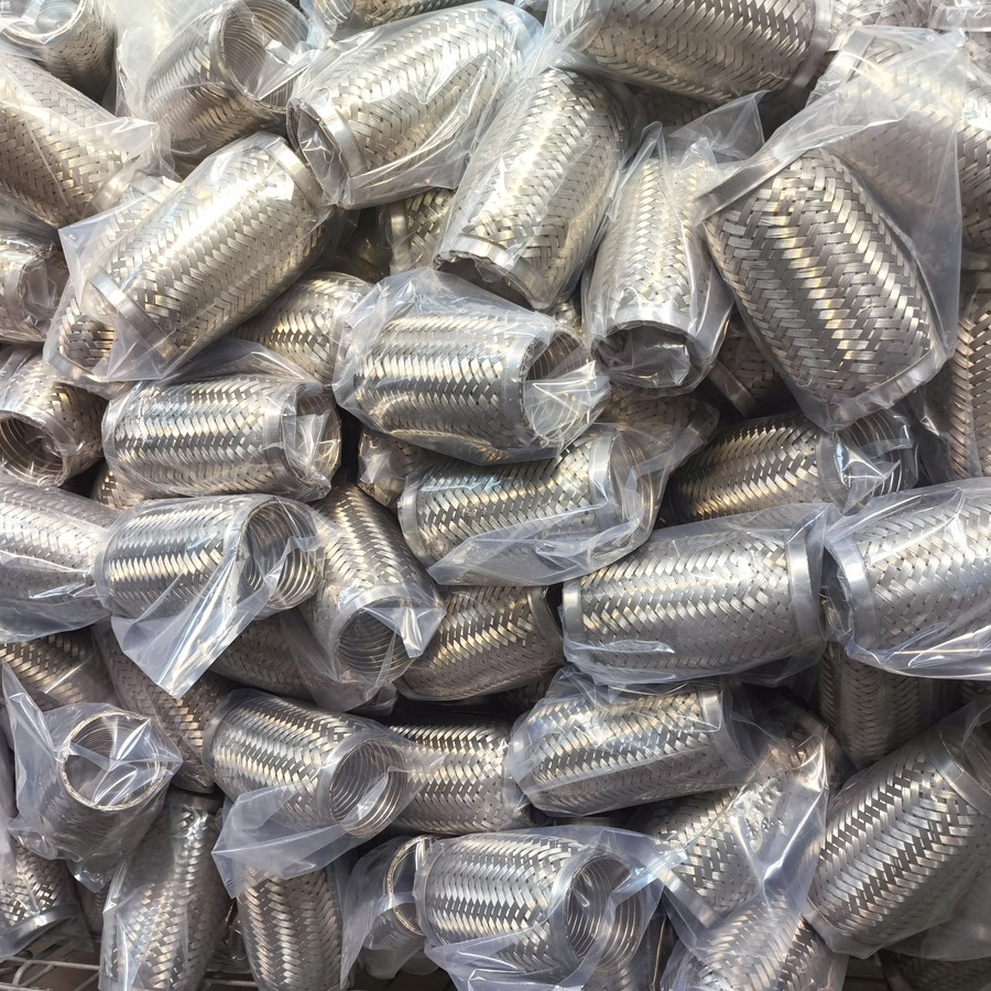 أنبوب مرن العادم مع التعشيق