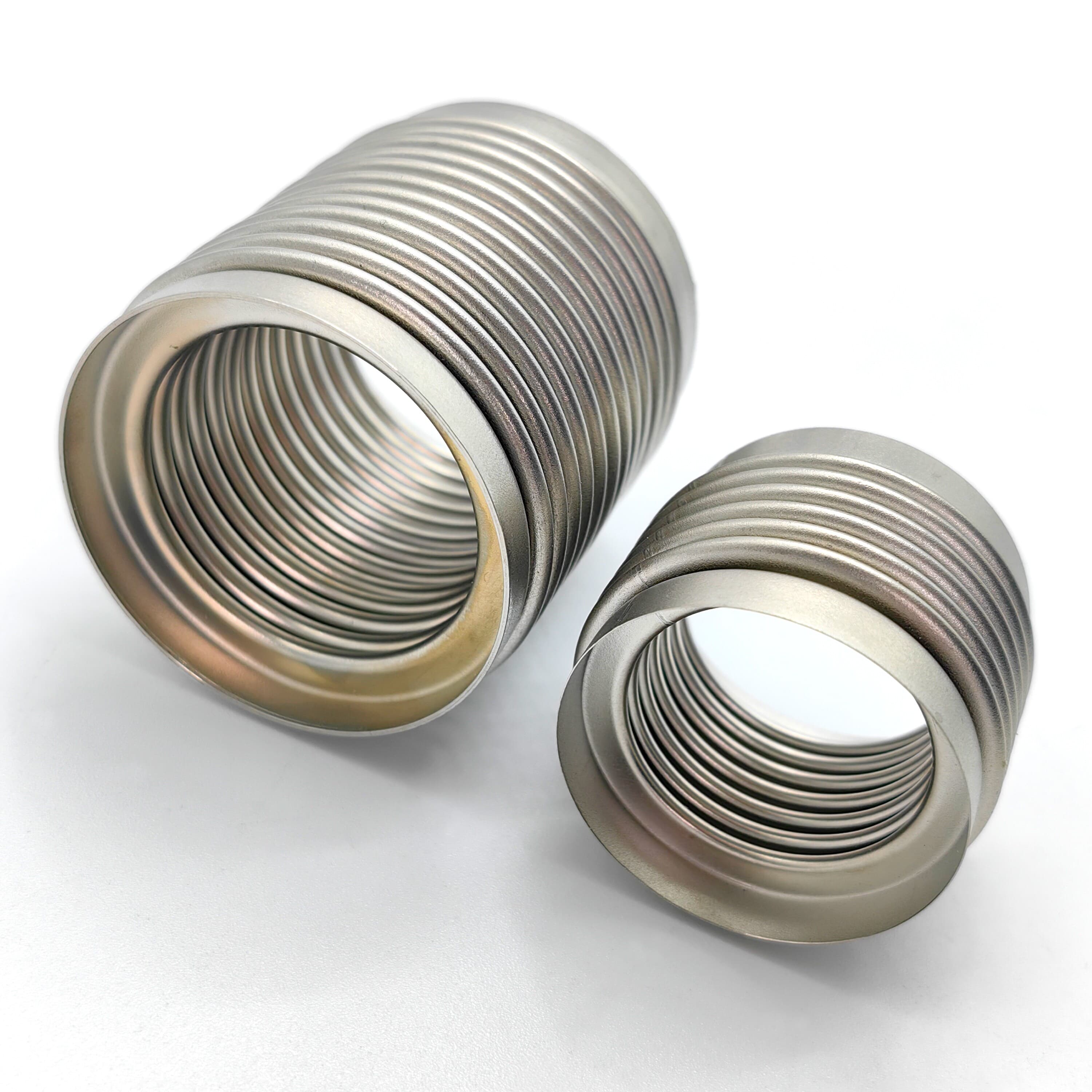 رسم تخطيطي مقارن للأنابيب المموجة أحادية الطبقة ومزدوجة الطبقة